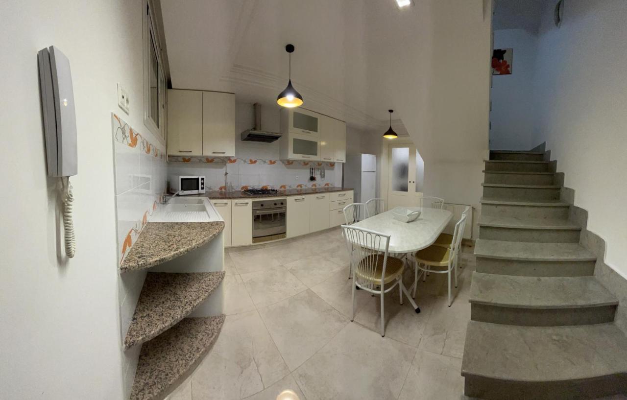 Ferienwohnung Sublime Duplex Au Bardo Tunis Le Bardo Exterior foto